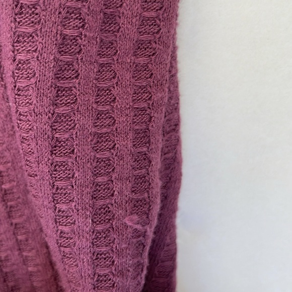 Chaser Women's Waffle Knit Thermal Top Burgundy with Buttoned Sleeves Medium - Picture 9 of 11